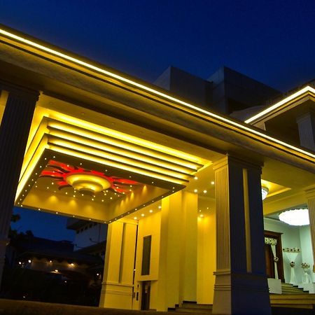 Hotel Blue Sky Kurunegala Extérieur photo