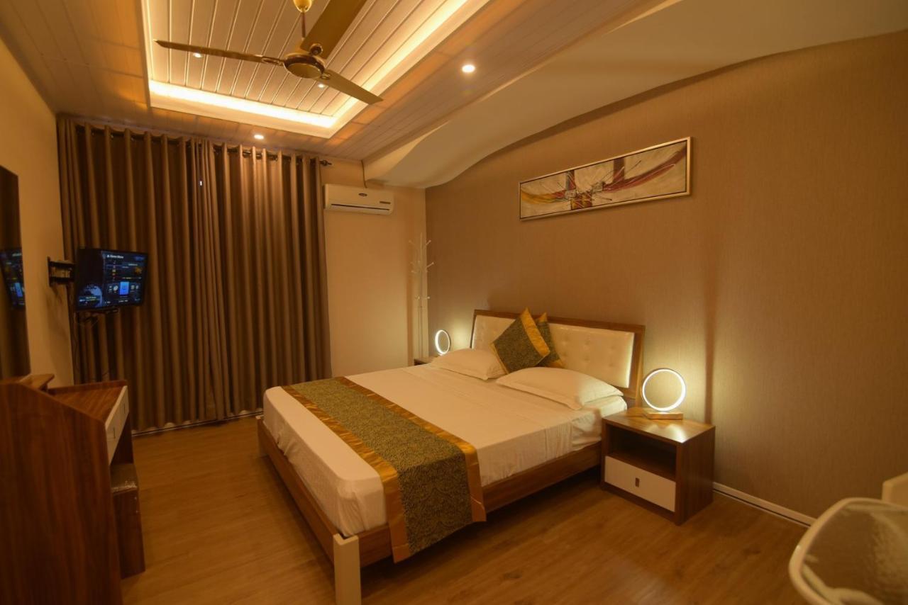 Hotel Blue Sky Kurunegala Extérieur photo